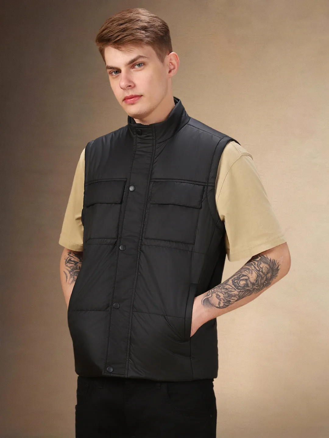 Men's Solid Stand Collar Sleeveless Regular Fit Gilet Jacket