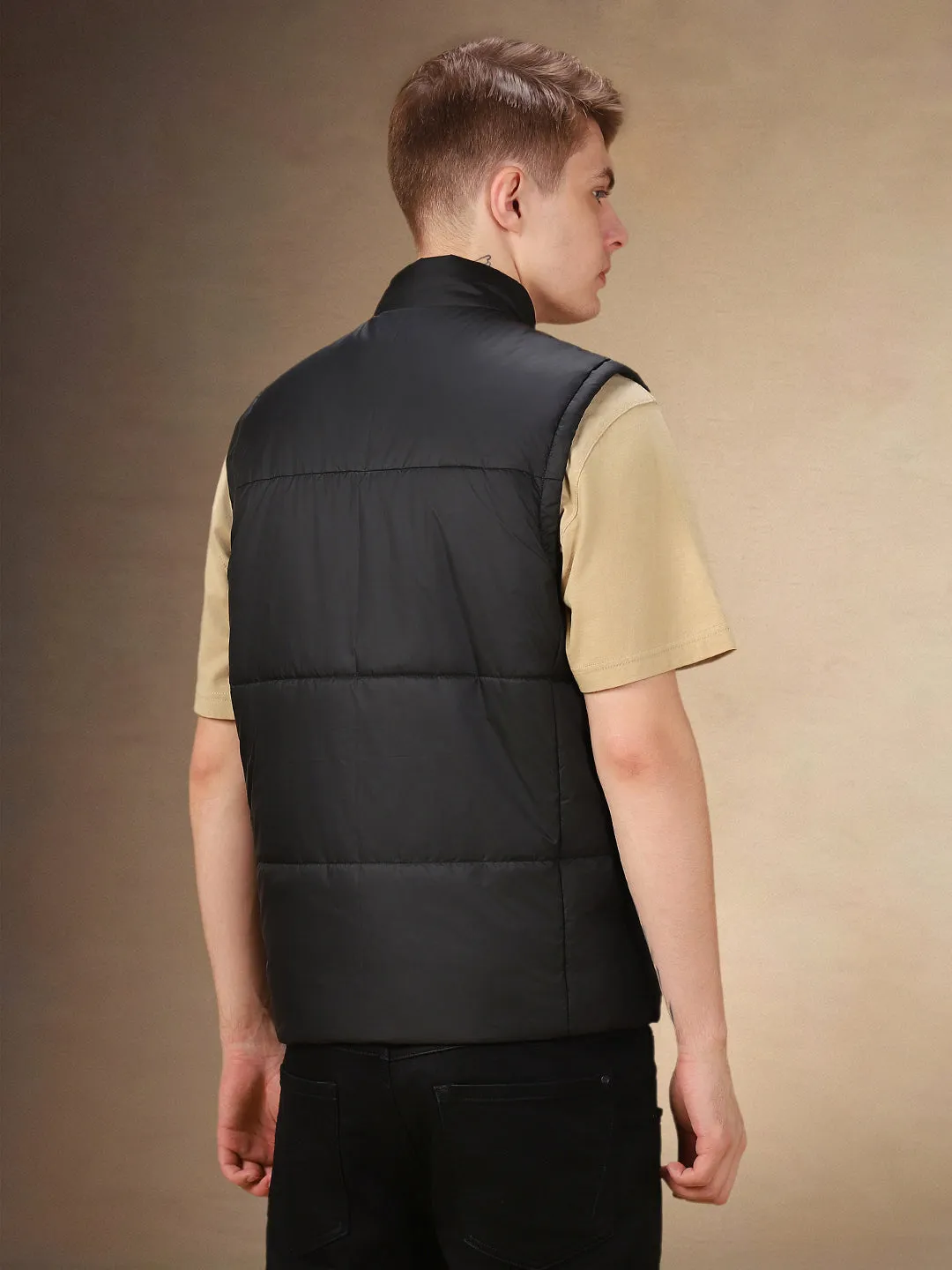 Men's Solid Stand Collar Sleeveless Regular Fit Gilet Jacket